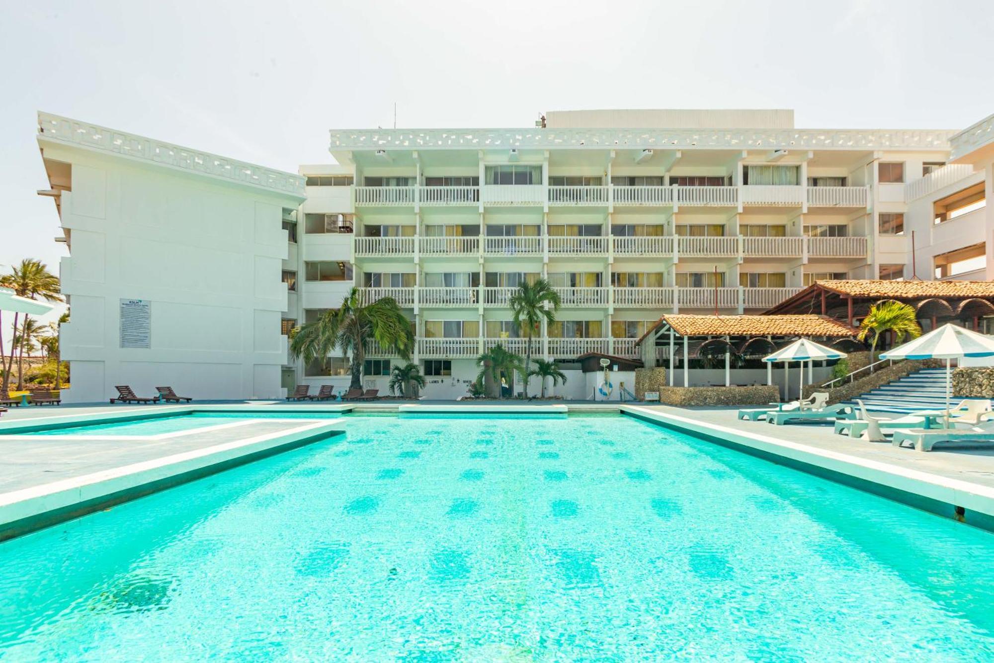 Mombasa Beach Hotel Екстериор снимка