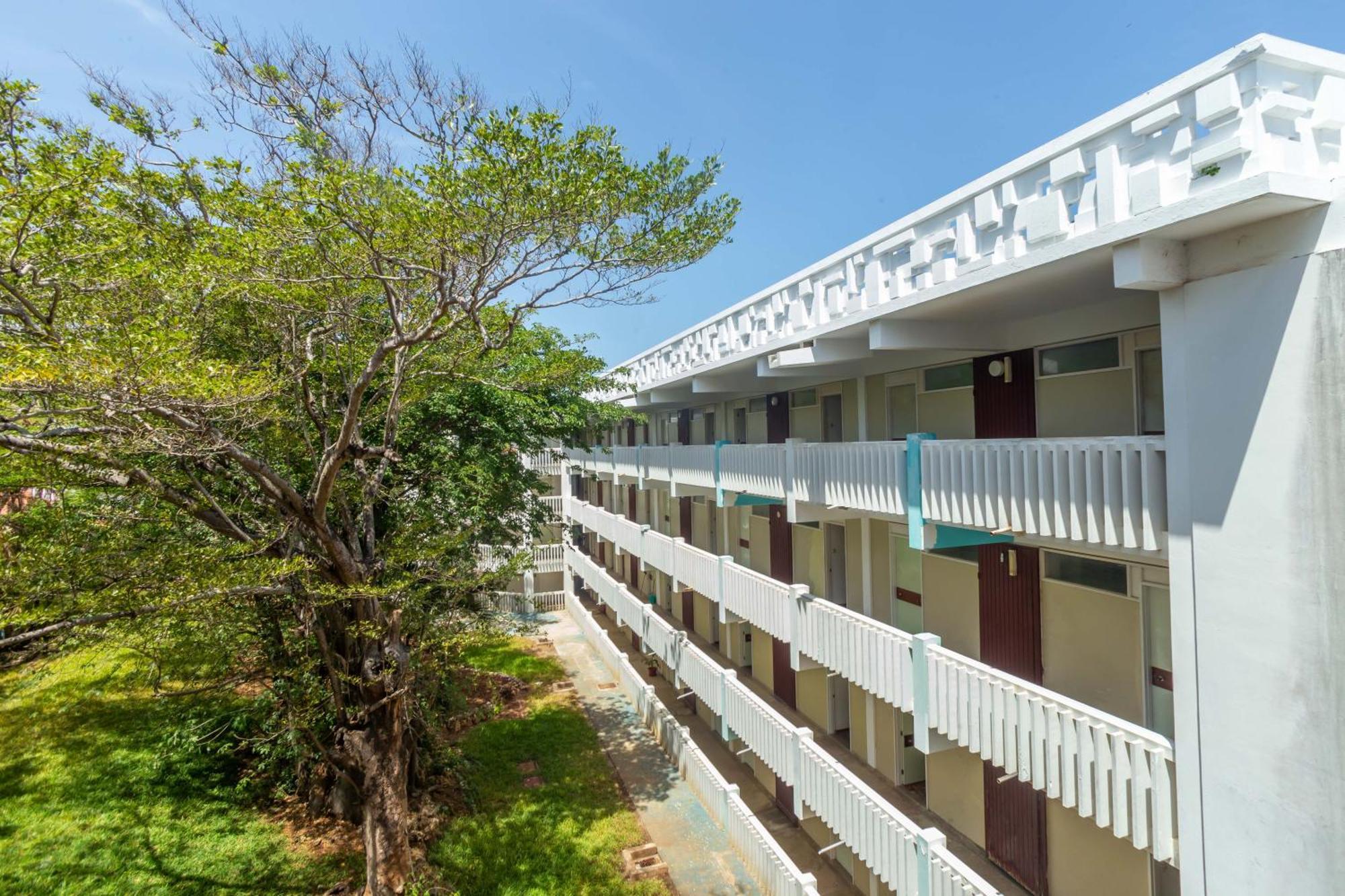 Mombasa Beach Hotel Екстериор снимка