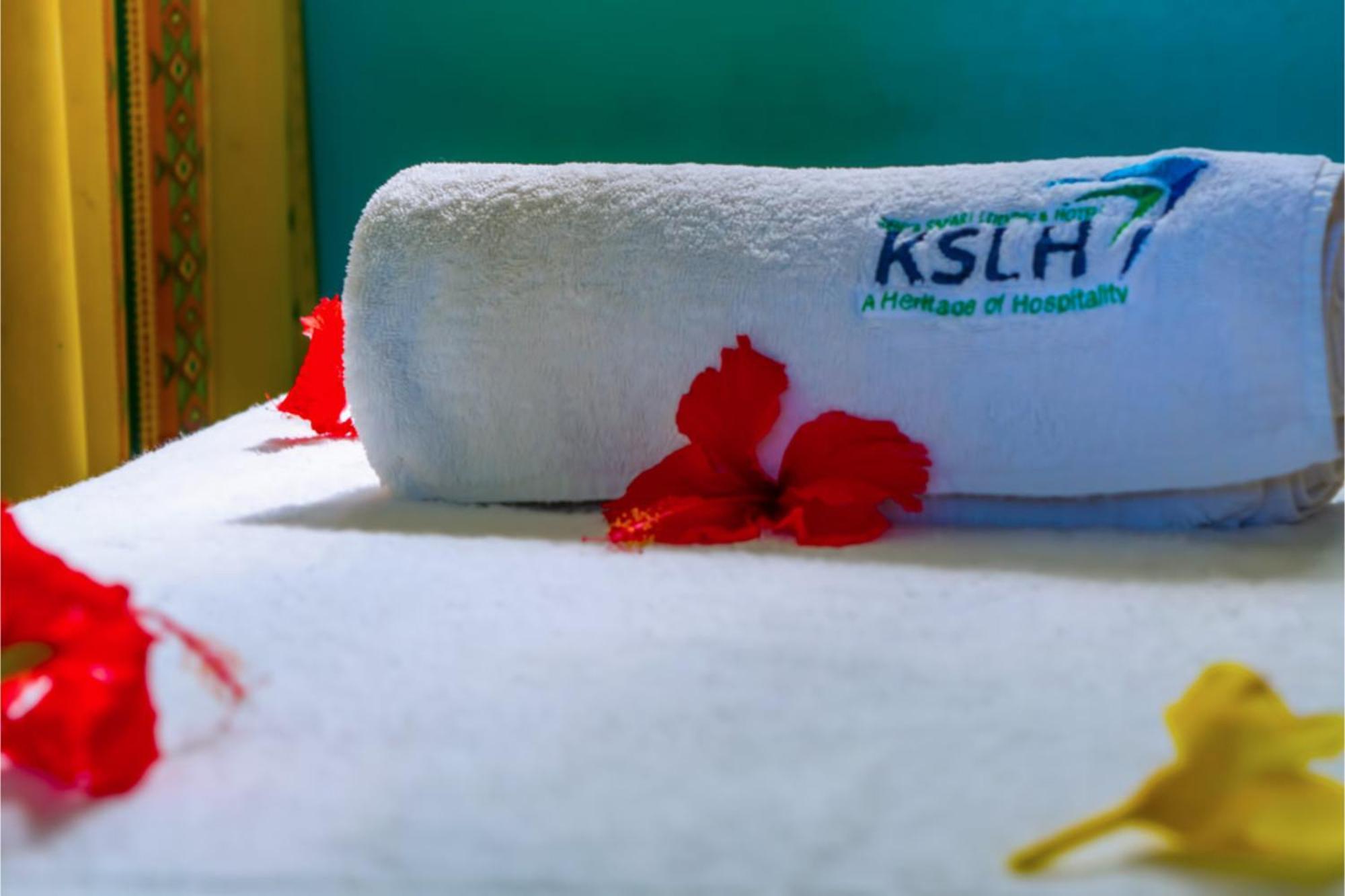 Mombasa Beach Hotel Екстериор снимка