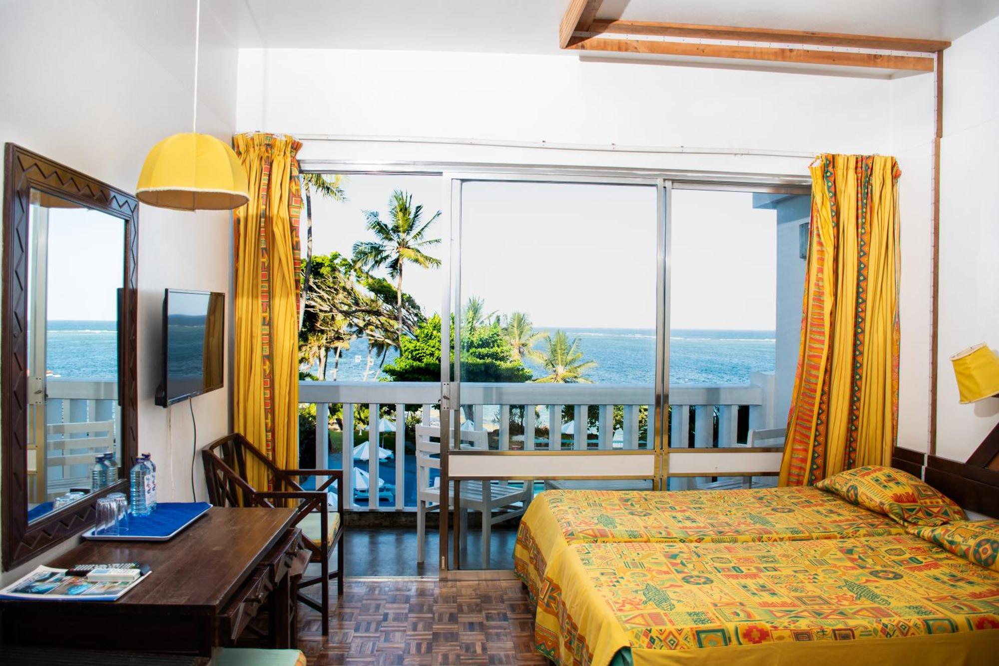 Mombasa Beach Hotel Екстериор снимка