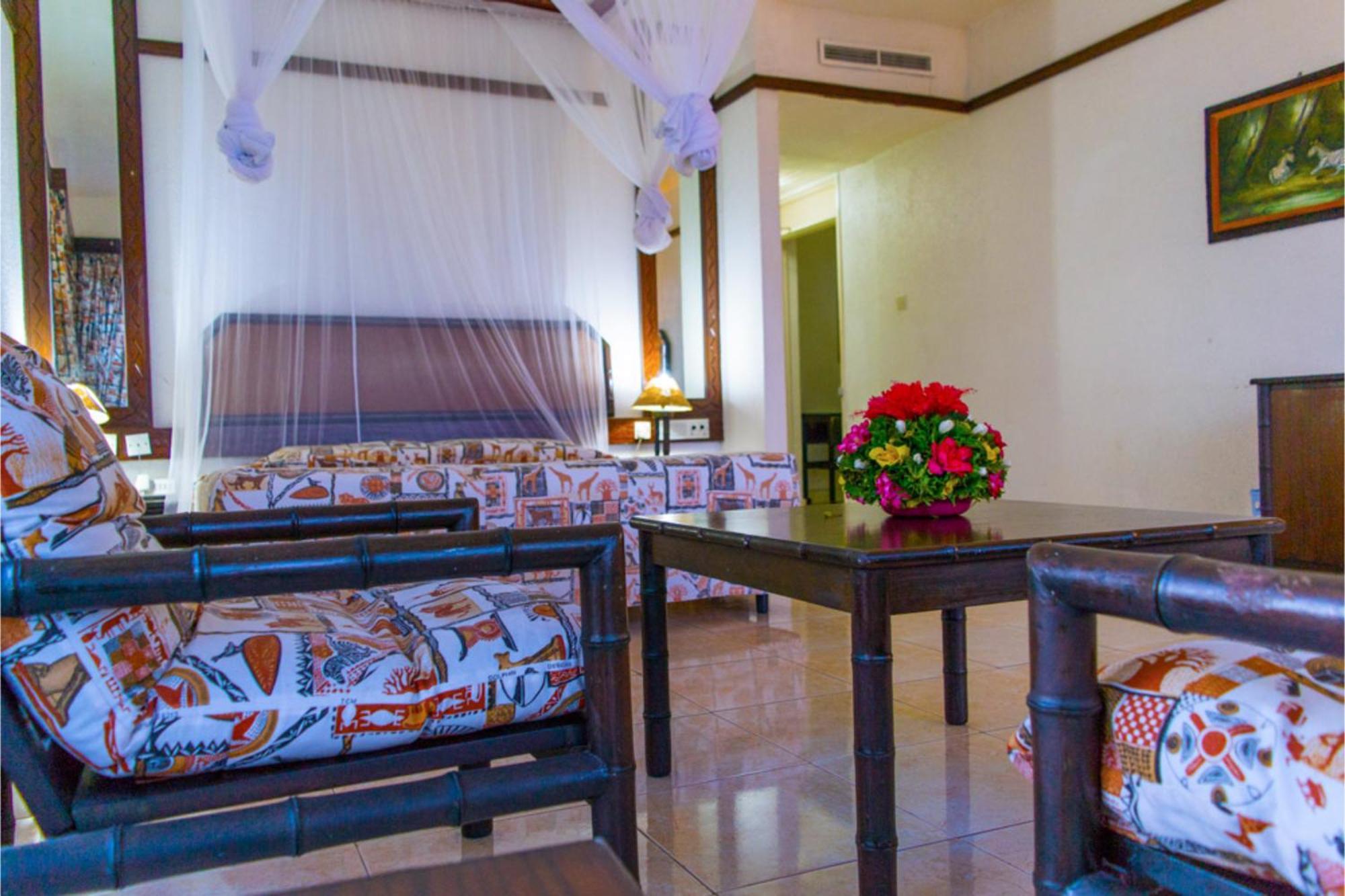 Mombasa Beach Hotel Екстериор снимка